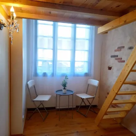 Lejlighed Joli Duplex Avec Balcon Et Vue Sur Place Du Centre Historique ! *